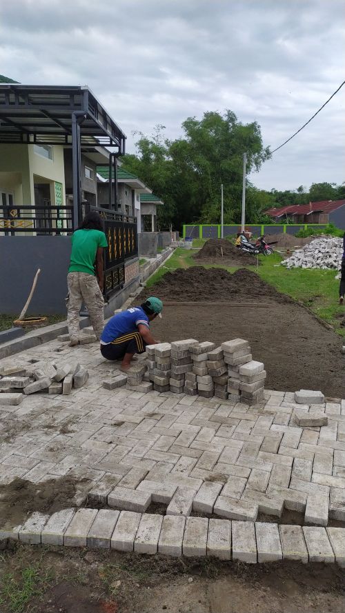 Jasa Pemasangan Paving Block Halaman Kantor Profesional Malang