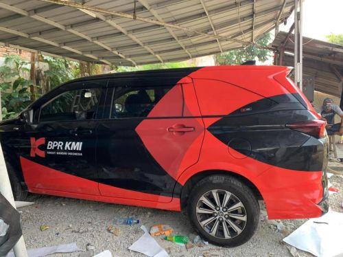 Jasa Pasang Stiker Branding Mobil Profesional Di Medan